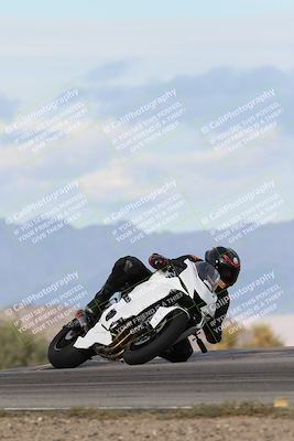 media/Nov-16-2025-Race Pace (Sun) [[8c5fa54630]]/Non Verified Riders (1st 20 Minutes)/7-Turn 9 Entry (210pm)/